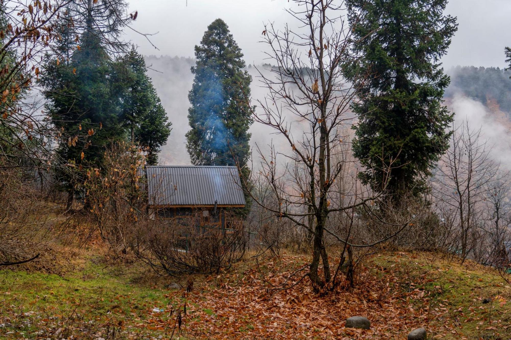 Solomons Gray Villa Tangmarg Exteriör bild